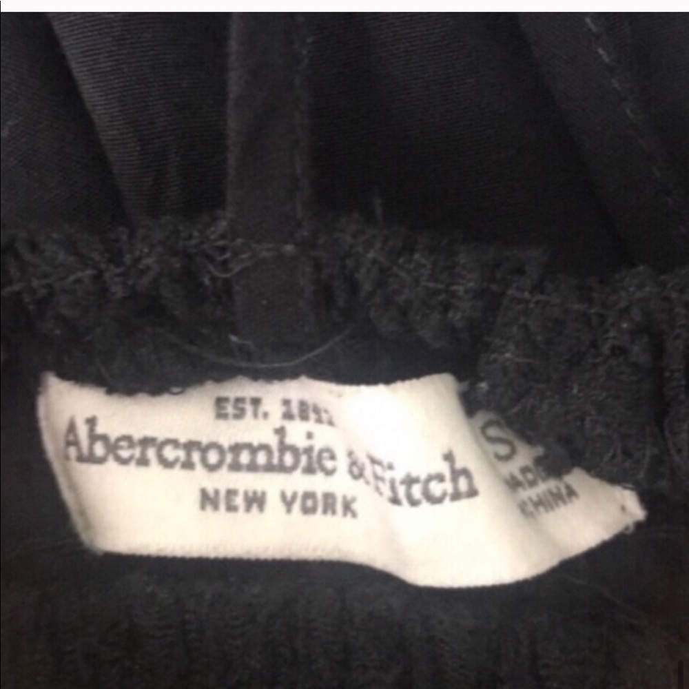 Abercrombie & Fitch Black Flowy Halter Lace Dress - Picture 5 of 5